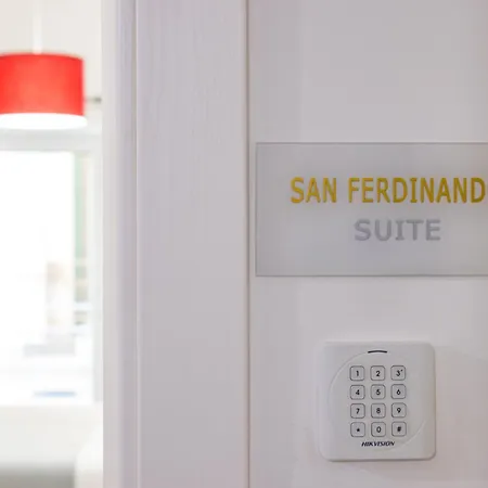 Apartment Direlo Neapel